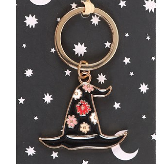 Black witches hat enamel keyring, finished with retro style flowers and a gold-effect keyring hoop. Presented on a themed backing card with Spooky Baby text.