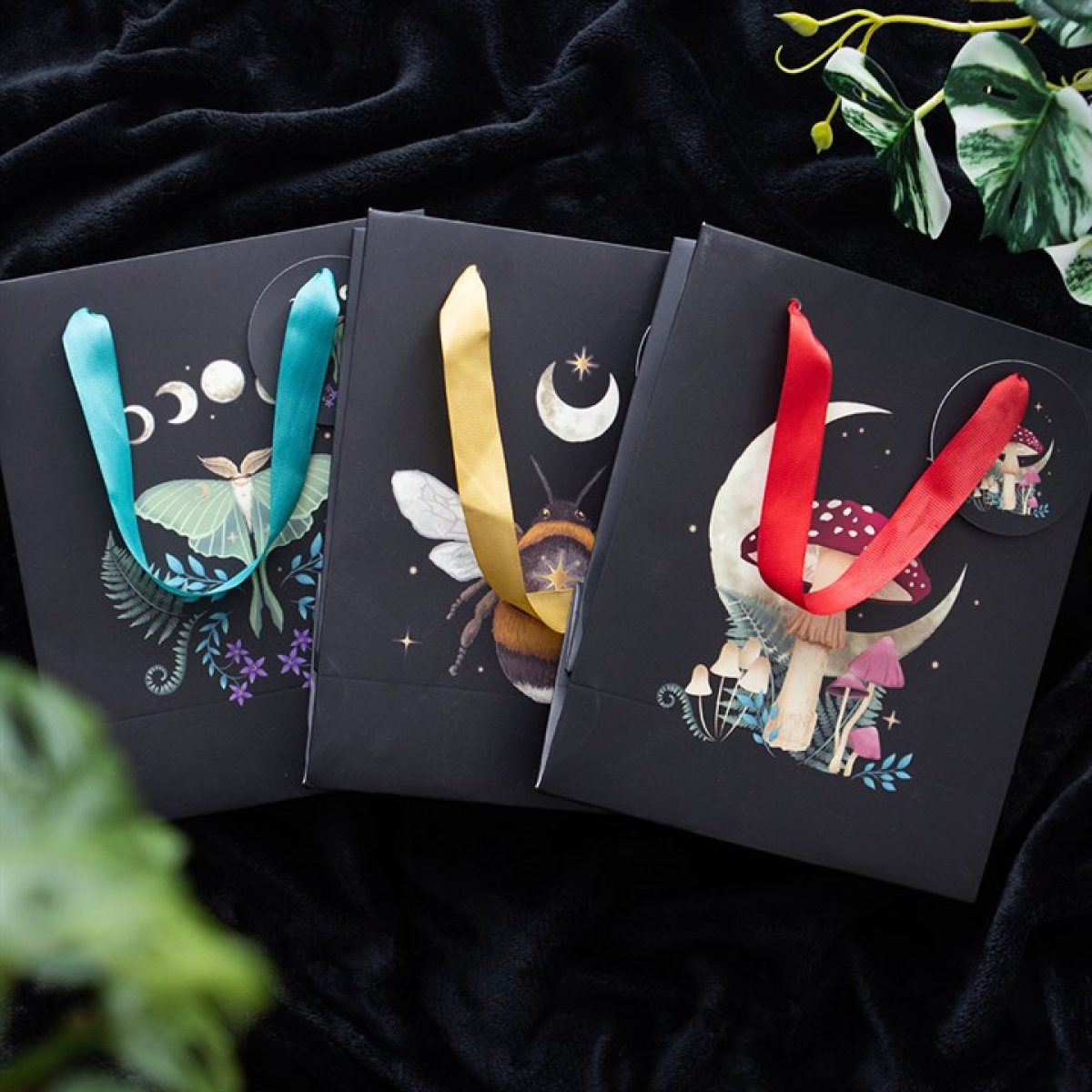 23cm Medium 'Forest Bee' Gift Bag