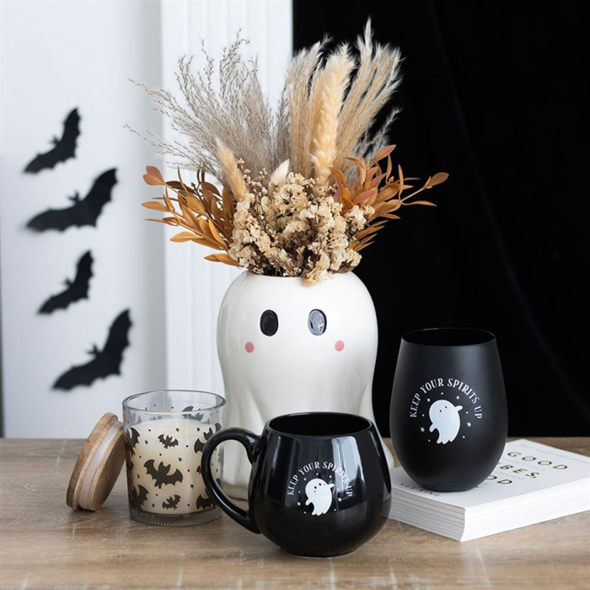 Adorable Ghost Vase