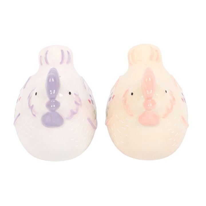 Classic country kitchen style hen shaped salt and pepper shaker set