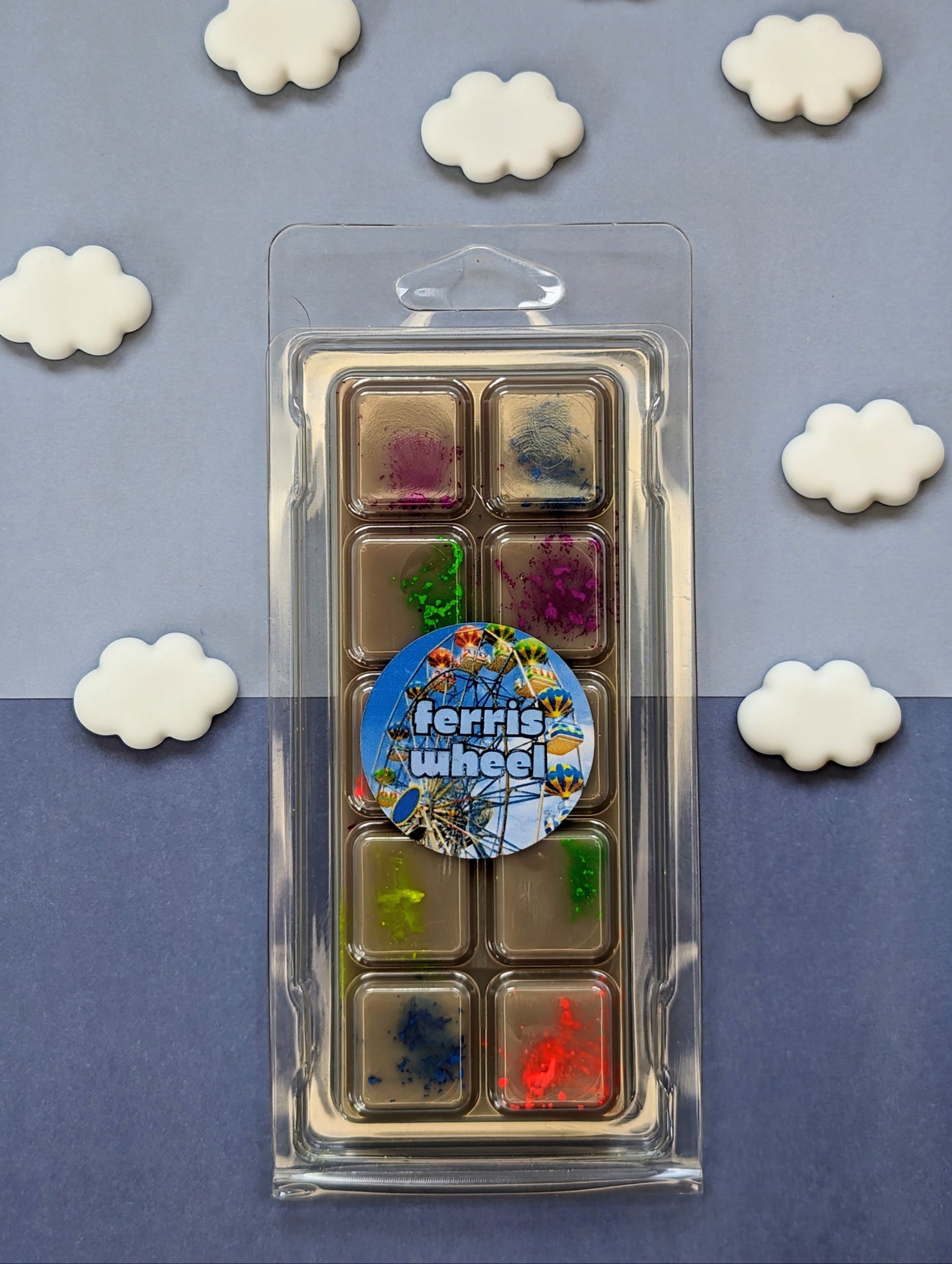 Ferris Wheel coconut wax melt. Light grey wax melt snap bar with colourful mica shimmer accents. 