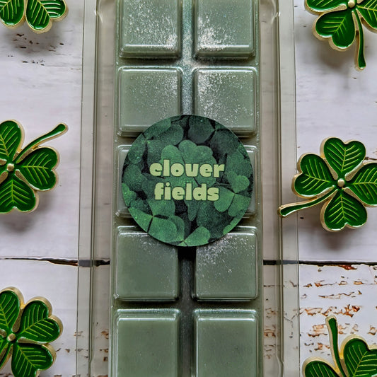 Clover Fields coconut wax melt. Clover green snap bar with silver shimmer accents.