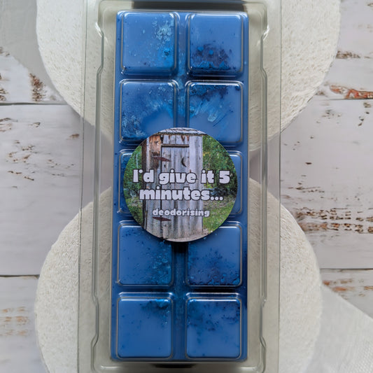 I'd Give It 5 Minutes odour eliminating coconut wax melt. Deep blue snap bar with dark blue shimmer accents. 