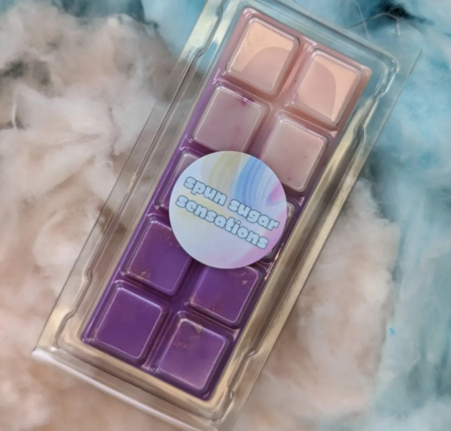 Spun Sugar Sensations coconut wax melt. Pink and purple ombre snap bar with shimmer accents.