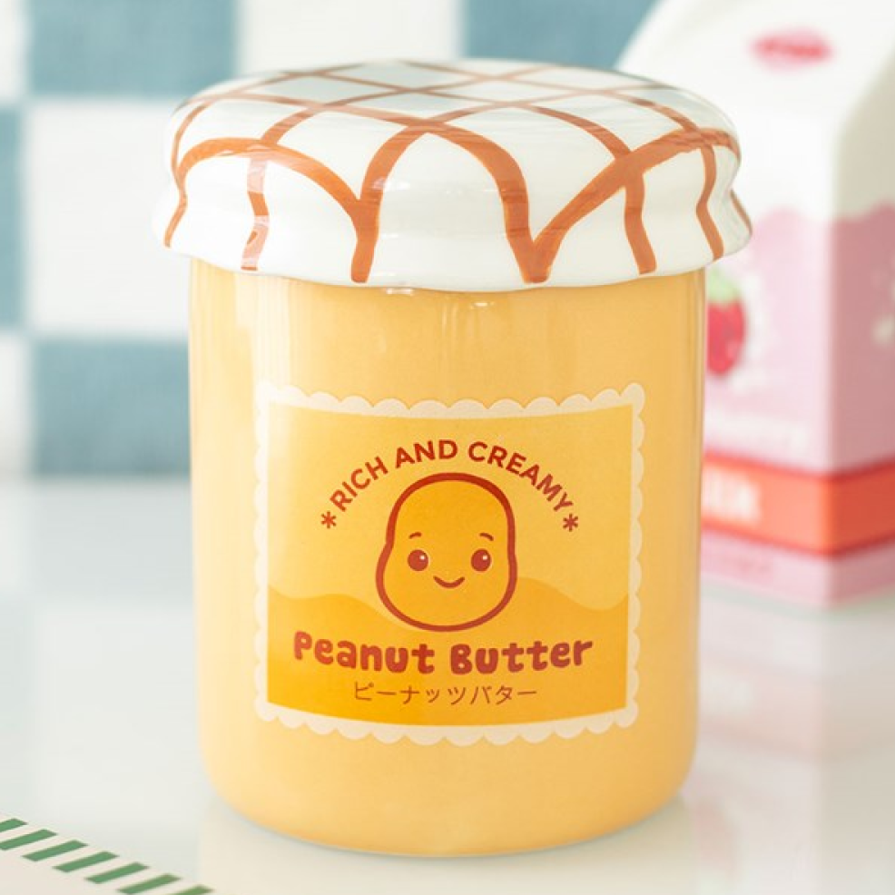 Kawaii style ceramic peanut butter wax melter and oil burner.